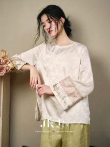 JK&JS | Áo Thun Tàu Cổ Dài Chất Liệu Satin Jacquard