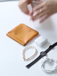 Tas Mini Pouch Portable Tempat Penyimpanan Lipstik Alat Makeup Serbaguna Kantong Kecil Organizer