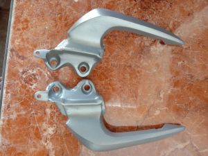 BEGEL BEHEL PLANGER PEGANGAN JOK BELAKANG CB 150 R NEW LED