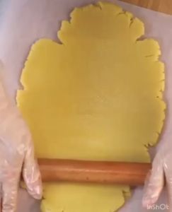 Cetakan Pemotong Kue Biskuit Cookies Stainless Steel Aneka Bentuk Persegi Bulat Hati Bintang Bunga