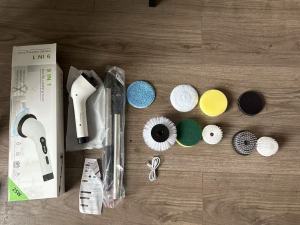 Wireless Electric Spin Scrubber Multifunctional Cordless Rotating Brush for Cleaning Bathroom Kitchen Window and Car.