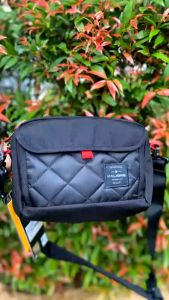 Kalibre Tas Selempang Pria Breezy 02 Travel Pouch 2L Black 922106000/922106 000 Tas Pria