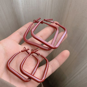 Hong Kong Style Retro Square Red Earrings Womens Fashion Jewelry Elegant Lightweight Luxury Ear Jewelry Alloy Embedded Artificial Gem