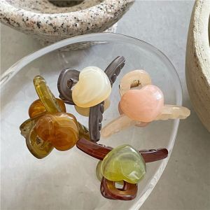 Kẹp gấp tóc tim nhỏ acrylic đáng yêu cho nàng