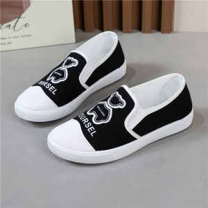 รองเท้าผ้าใบแบบสวมสำหรับผู้หญิง ทรงพื้นนุ่ม ระบายอากาศได้ดี ป้องกันการลื่น รองเท้าผ้าใบแบบสวมสบาย สไตล์ฤดูร้อน 2025