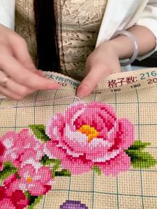 QIANHONGXIU | New Auspicious Modern Cross Stitch Living Room Decor