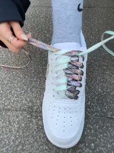 TALI SEPATU KEKINIAN IMPORT MOTIF GLITTER TALI SNEAKERS GEPENG