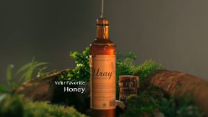 Madu Uray Natural Honey 875gr Grade A+ dengan Royal Jelly & Bee Pollen