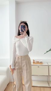 [MUA 2 GIẢM 25K] Áo thun nữ cổ kiểu trễ vai chất thun ướt co giãn thời trang GUMAC ATE09012
