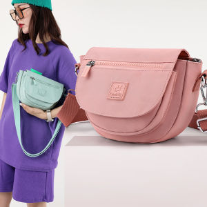 【Colorful Fox】túi Đeo Chéo Túi yên ngựa Nylon chống thấm nước thông thường Túi đeo vai nhẹ phong cách Ins mới