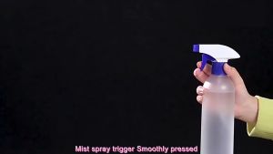 ขวดเครื่องดื่มหัวฉีดอเนกประสงค์แบบพืชสวนในบ้านหัวสปริงเกลอร์พลาสติกแบบแมนนวลนำกลับมาใช้ใหม่ได้