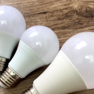 LED BULB E27 9W 12W 18W ENERGY SAVING SUPER BRIGHT LIGHT BULB LAMPU MENTOL 6500K / 4000K /3000K