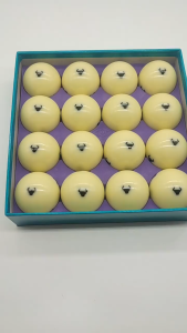 57.2MM Bola Billiard Putih White Billiar Ball Glow In The Dark Untuk Hiburan Dan Rekreasi Ukuran Bola Besar