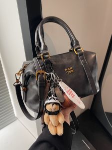 กระเป๋าสะพายข้างทรงลูกแบดมินตันสำหรับผู้หญิง กระเป๋าสะพายไหล่แบบลำลอง วัสดุ PU ทรงสี่เหลี่ยม สีพื้น ซิปปิด