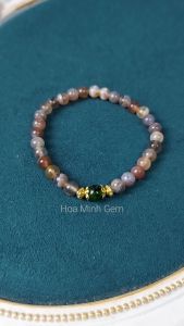Vòng tay phong thủy đá Mã Não vân vỏ ốc size hạt 6 li phối viên Diopside và charm xi vàng ốp thời trang xinh xắn | Hoa Minh Gem