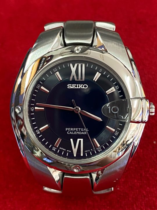 SEIKO PERPETUAL CALENDAR QUARTZ ตัวเรือนสแตนเลส ปฏิทิน100 ปี นาฬิกา