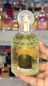 กลิ่นหอม น้ำมันหอมผู้หญิง รสเปรี้ยวและหวาน เหมาะสำหรับสาวๆที่ดูเรียบร้อย