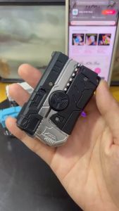 Bật Lửa Khè Xài Gas Hình con quay Cà Rốt Vô Tri Con Quay Đẹp Độc Lạ