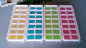 Wholesale Silicone Ice Cube Tray Mold 14 Grid Square Ice Cube Tray Durable and Non-toxic Ice Cube Maker with Cover