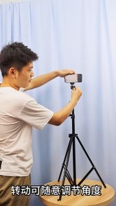 2.1Mขาตั้งกล้อง3 ขา ขาตั้งกล้องมือถือ ขาตั้งกล้องเซลฟี่ LIVEสด ขาตั้งไฟ ทนทาน ปรับความสูงได้ถึง 2.1 เมตร ขาตั้งปรับสูงต่ำได้