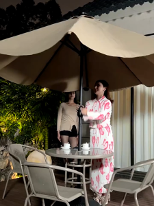 【FORUM 】Patio Umbrella 2.7M x 2.4M Heavy Duty Outdoor Market Umbrella Waterproof UV Resistant Sunblock Canopy Windproof Double Layer Tilt Crank Lift For Restaurant Cafe Terrace Garden