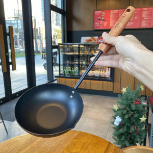 หม้อมินิด้ามยาวสําหรับเทน้ํามันร้อนช้อนเหล็กกระทะภาชนะทําอาหาร < Ne1> เครื่องมือห้องครัวสําหรับผัดและเครื่องทําความร้อนน้ํามัน