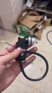 rơle tự ngắt máy rửa xe cao áp gia đình chân ren 19mm ( Loại Tốt )