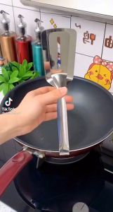 Kẹp gắp thức ăn chống phỏng tay bằng Inox cao cấp