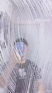 Spray Window Cleaner Sikat Pembersih Kaca jendela 2in1