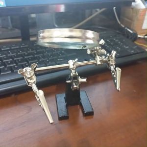 Jepit Penjepit PCB Plus Kaca Pembesar JM-501