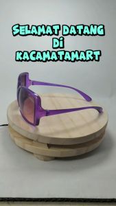 Kacamata Fashion Wanita: Aksesoris Eyewear yang Trendy