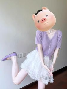 เสื้อสเวตเตอร์ถักแขนสั้นคอวีสีม่วงสำหรับผู้หญิงในช่วงฤดูร้อน เสื้อคลุมเปิดไหล่ทรงสลิมฟิต ทรงเข้ารูป สไตล์เกาหลี แขนสั้น