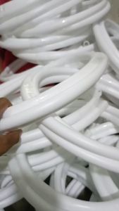 pipa elastis jual per tiga meter.