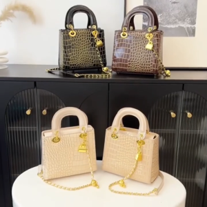 [BISA COD] 8024 Vio Tas Tirsoo Free Paper bag + Tag Label Tas Selempang Wanita high quality 024