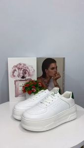 TUTA JIWON Sepatu Sneakers Putih Wanita Sport Shoes White 210