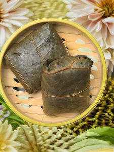 Traditional Handmade Early Tea Snack Nutritious Satiating Frozen Old Style Lotus Leaf Four Treasures Dried Mushroom Rice Chicken