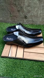 sepatu bustong pormal pria kulit