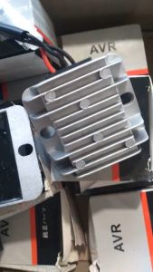 Sạc ác quy tự ngắt Nạp bình ác quy máy phát điện dầu 3_5_8kw. Loại tốt nhất