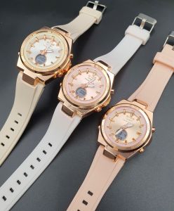 นาฬิกาข้อมือหญิง นาฬิกาแฟชั่น หัวเหล็ก สายยาง บอกเวลา 2 ระบบ ( พร้อมกล่อง )