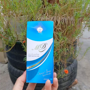 Nước Hoa Cao Cấp Quang Đức Natural Spray Xanh Nguyên Liệu Từ Pháp Hương Nhẹ Dịu Lôi Cuốn Sang Trọng 25ML