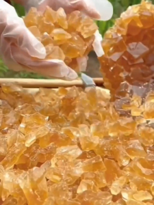 Authentic Yunnan Old Yellow Rock Sugar pure natural handmade multi-crystal rock sugar. The secret to eternal youth is to eat more Old Yellow Rock Sugar and less white sugar. It moisturizes the lungs and throat and Old Yellow Rock Sugar is a delicious