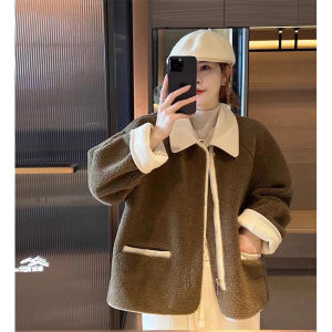 Ladies Thickened Lamb Fur Jacket Autumn Winter New Style Integrated Leather And Fur Short Coat Polo Collar Button Closure