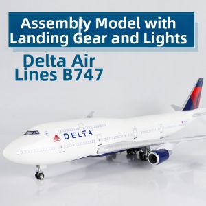 CHENXING | Boeing B747 Assembly Model with Wheels and Lights