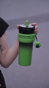 Food-grade stainless steel Stainless Steel Coffee Mug With Lid Vacuum Flask Hot And Cold Tumbler