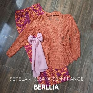 Kanaya Setelan Kebaya Brokat Semifrance & Rok Kamen Moscreft Songket Batik Endek