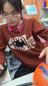 ลูกฟุตซอล Option รุ่น Triangle ไซส์ 3.5 มาตรฐานสากล ดีไซน์สีสันสวยงาม ควบคุมง่าย