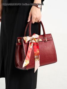 URCDN RDALVO | Elegant Red Handbag with Crossbody and Shoulder Strap Large Capacity