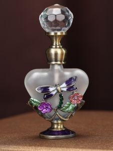 European Country Court Style 5ML Heart Shaped Glass Essential Oil Perfume Splitter Bottle Cosmetic Water Fragrance Essence Dropper Bottle