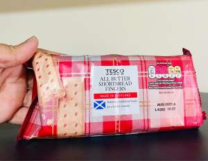 Tesco All Butter Shortbread Fingers  Custard Cream  from United Kingdom