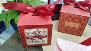 HUI กล่องกระดาษ กล่องใส่ของสินค้า กล่องของขวัญ ของชำร่วย มีหลายสี ให้เลือก